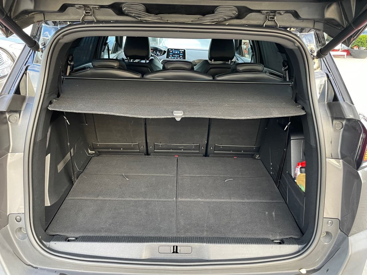 2019 Peugeot 5008 — Miniatură 22