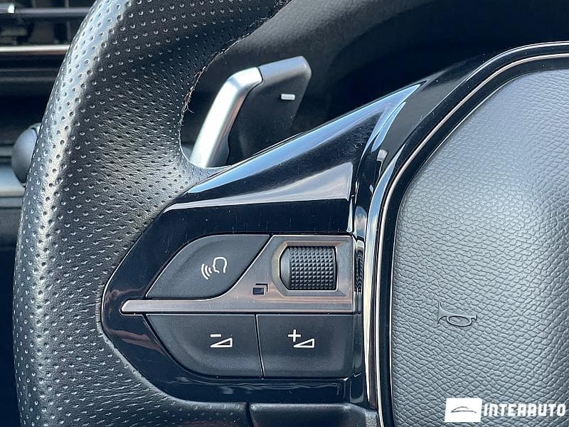 2019 Peugeot 5008 — Miniatură 10