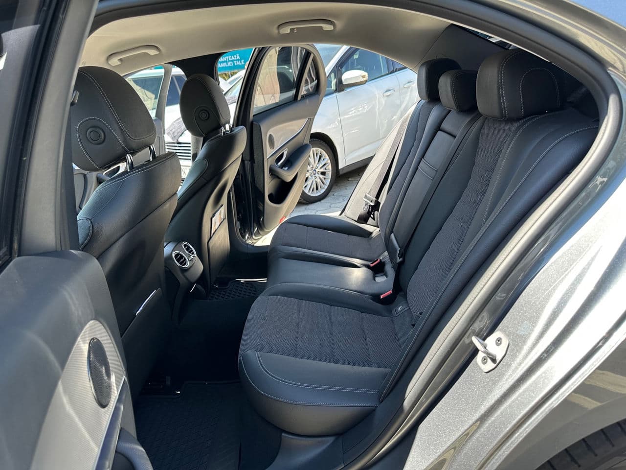 2018 Mercedes E 200 — Miniatură 15