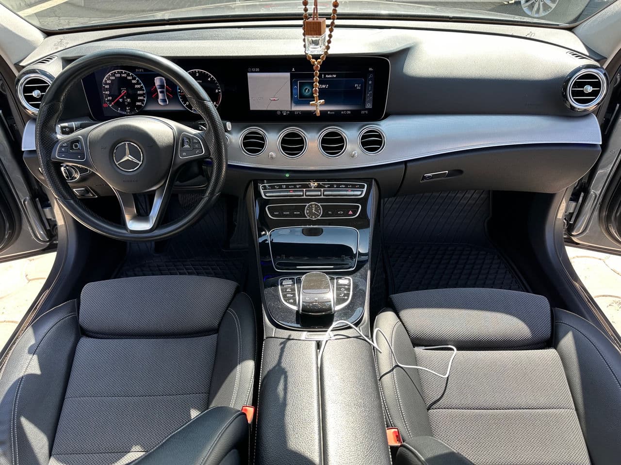 2018 Mercedes E 200 — Miniatură 8