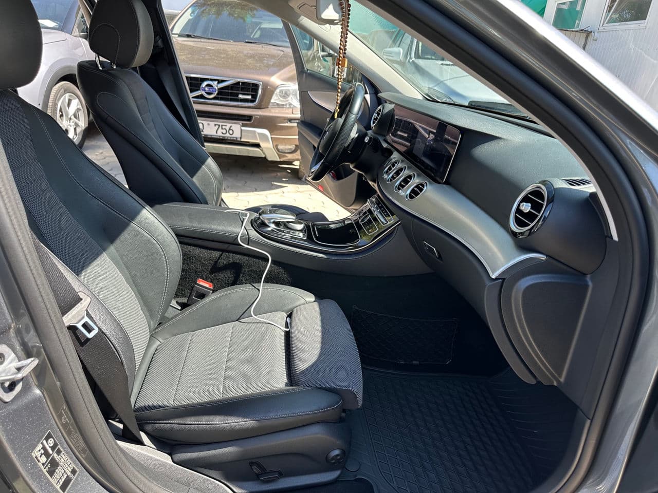 2018 Mercedes E 200 — Miniatură 6