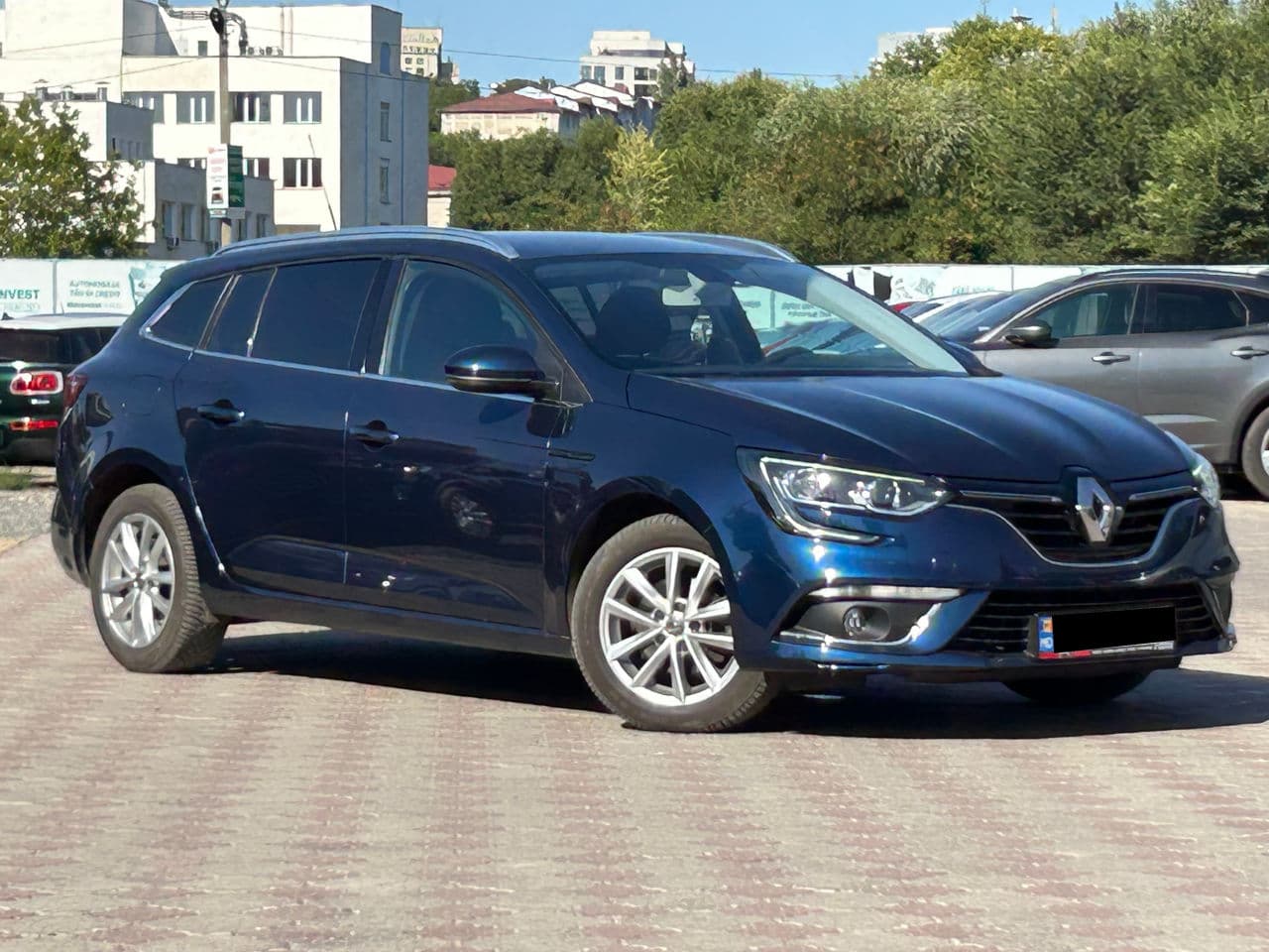 2019 Renault Megane — Miniatură 4
