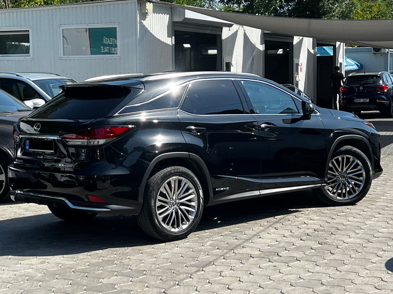 Lexus RX 450h 2021 — Миниатюра 3