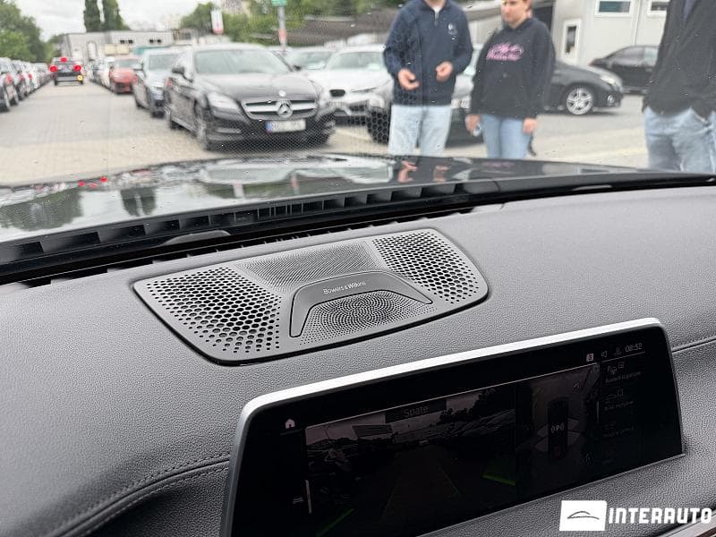 2020 BMW 740 — Miniatură 9