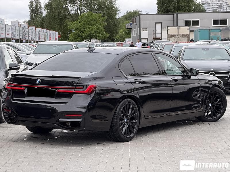 2020 BMW 740 — Miniatură 3