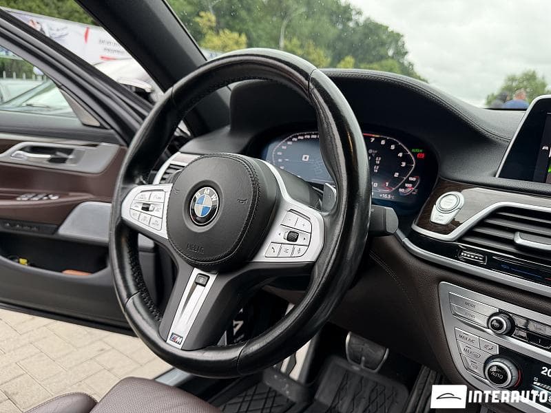 2020 BMW 740 — Miniatură 15