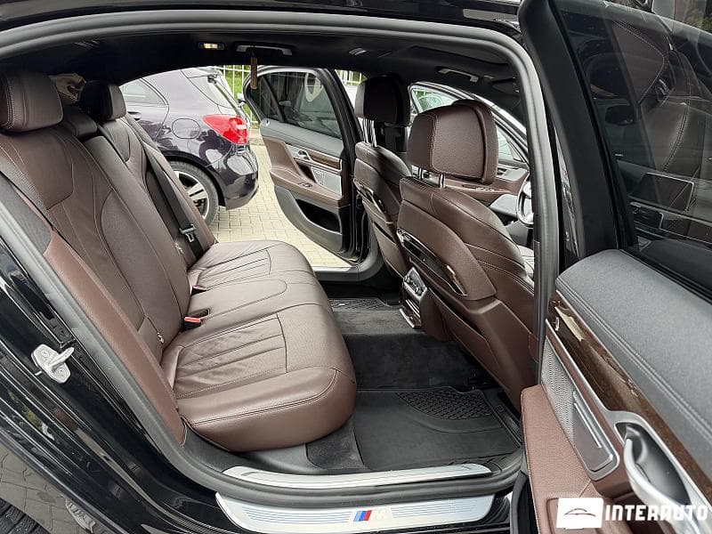 2020 BMW 740 — Miniatură 18