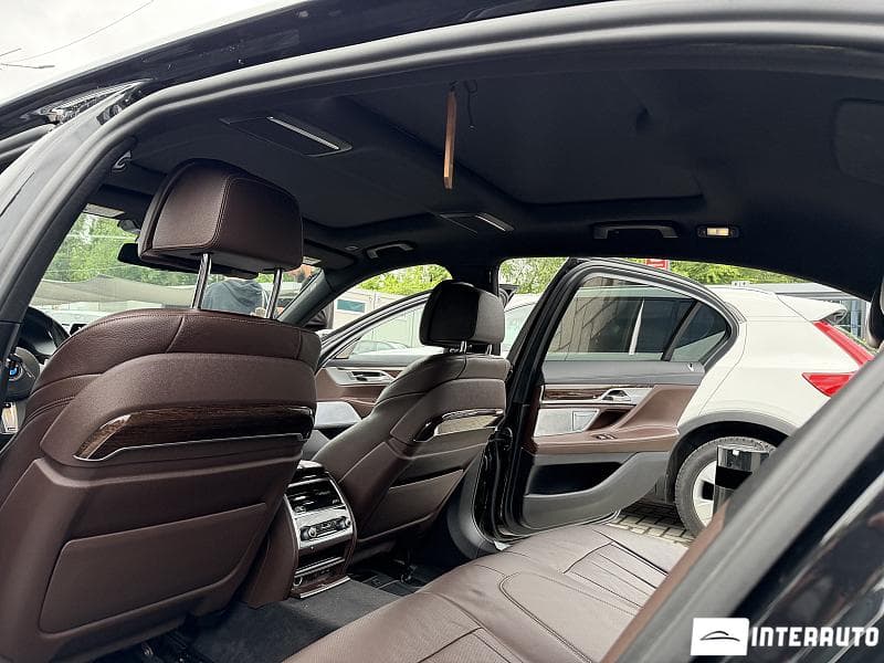 2020 BMW 740 — Miniatură 19