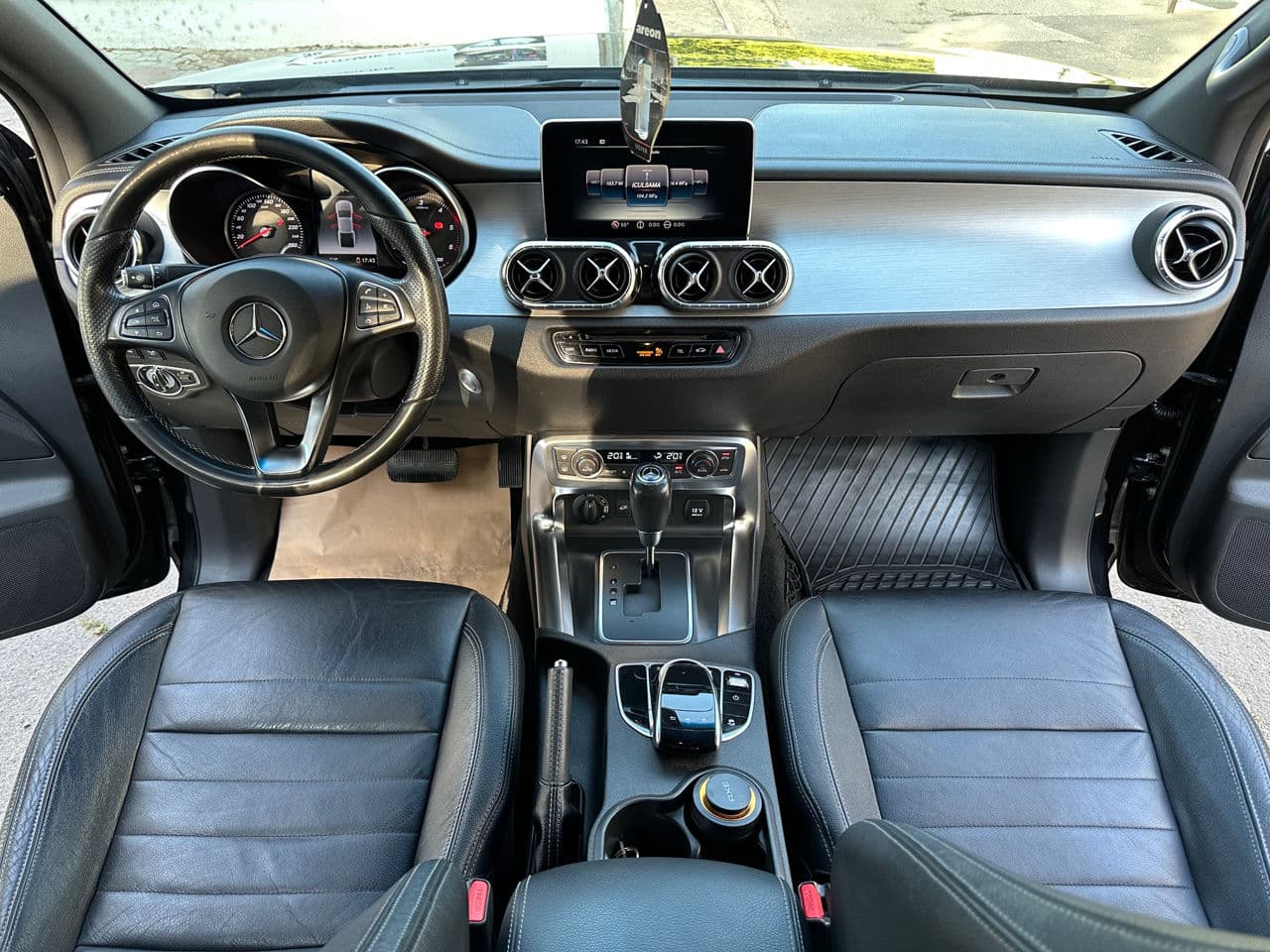 2017 Mercedes X 250d — Miniatură 7