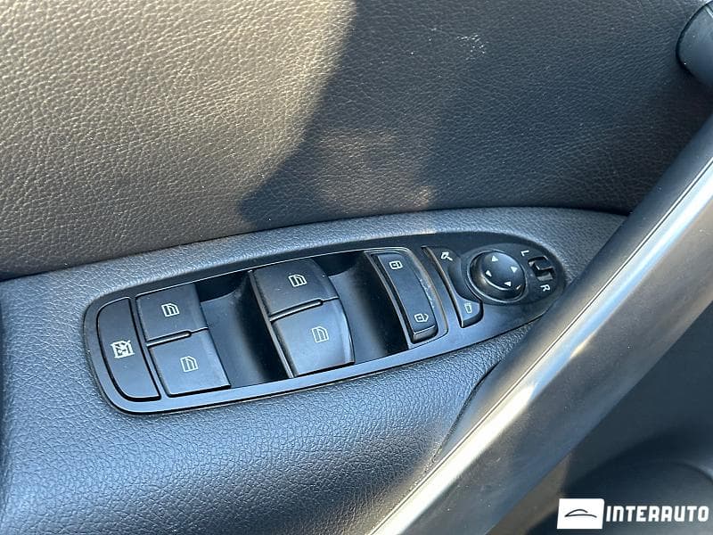 2017 Mercedes X 250d — Miniatură 14