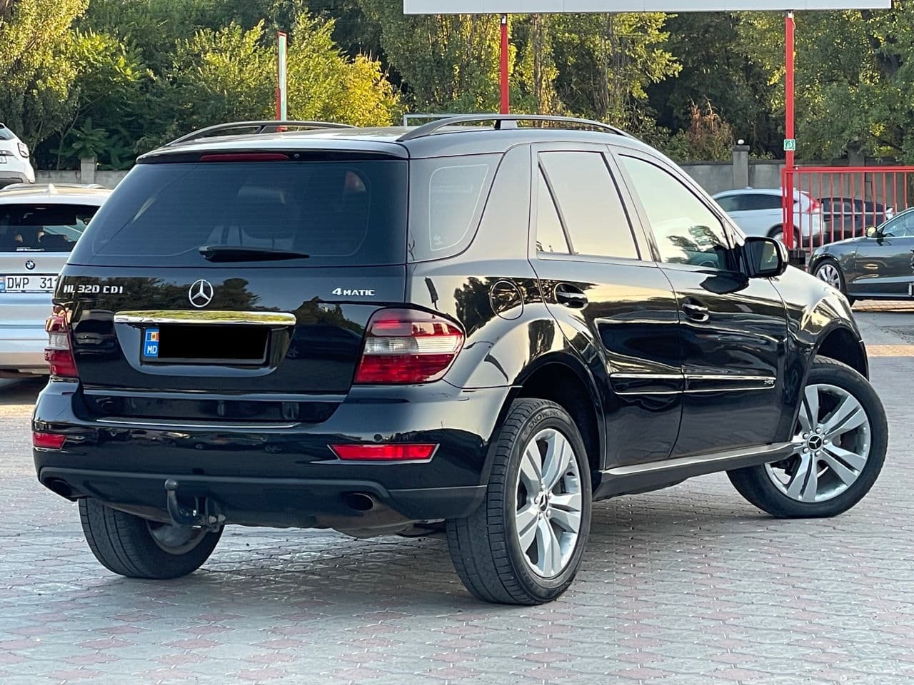 2009 Mercedes ML 320 — Miniatură 4