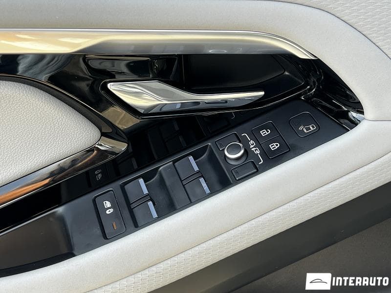 2022 Land Rover Range Rover Evoque — Miniatură 12