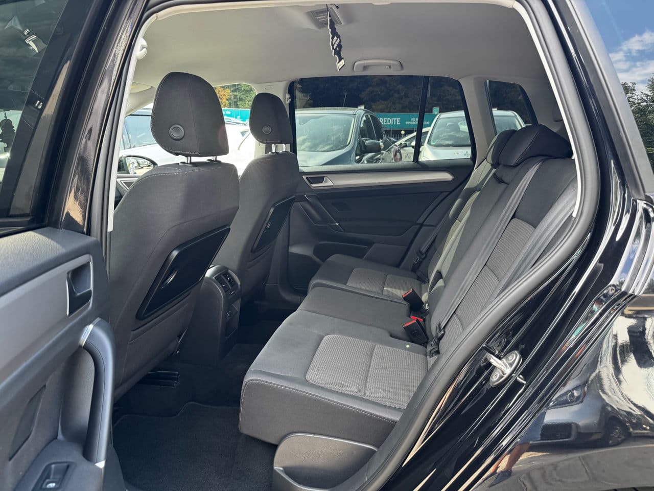 2016 Volkswagen Golf Sport Van — Miniatură 6