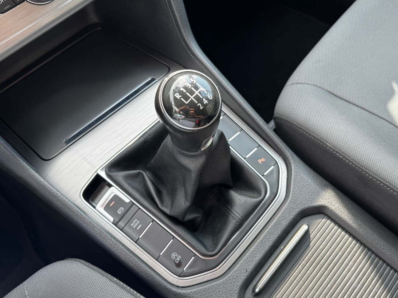 2016 Volkswagen Golf Sport Van — Miniatură 12