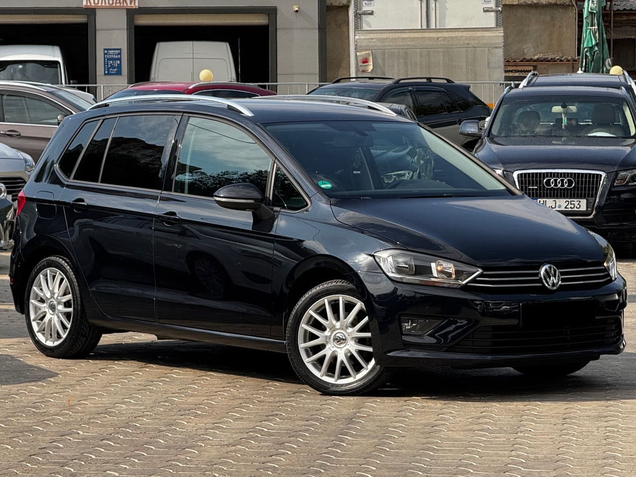 2016 Volkswagen Golf Sport Van — Miniatură 4