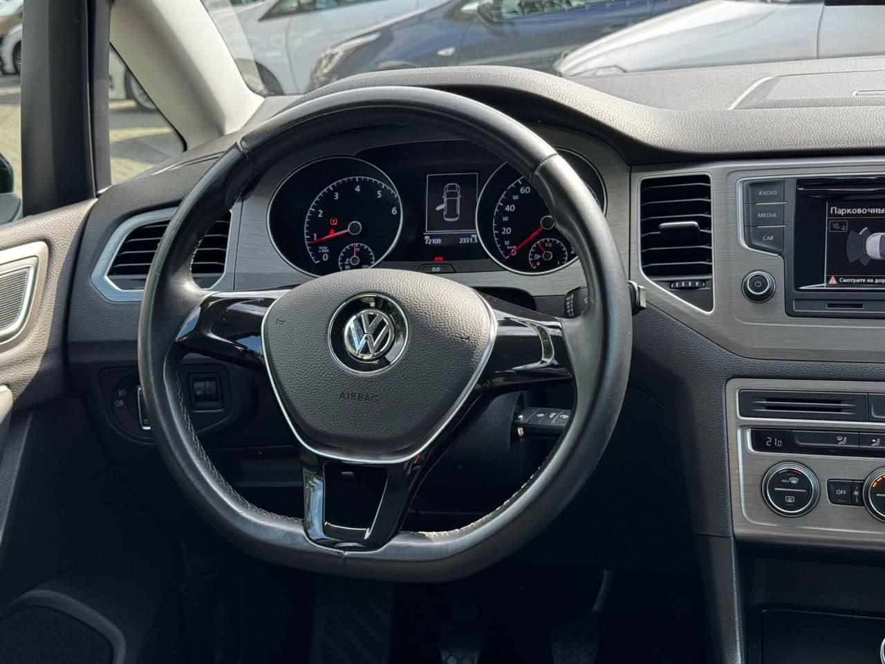 2016 Volkswagen Golf Sport Van — Miniatură 8
