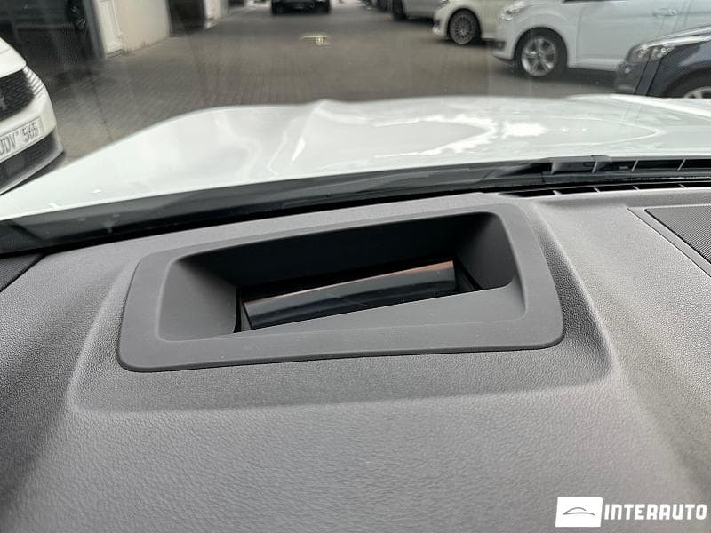 BMW X3 3.0i 2019 — Миниатюра 9