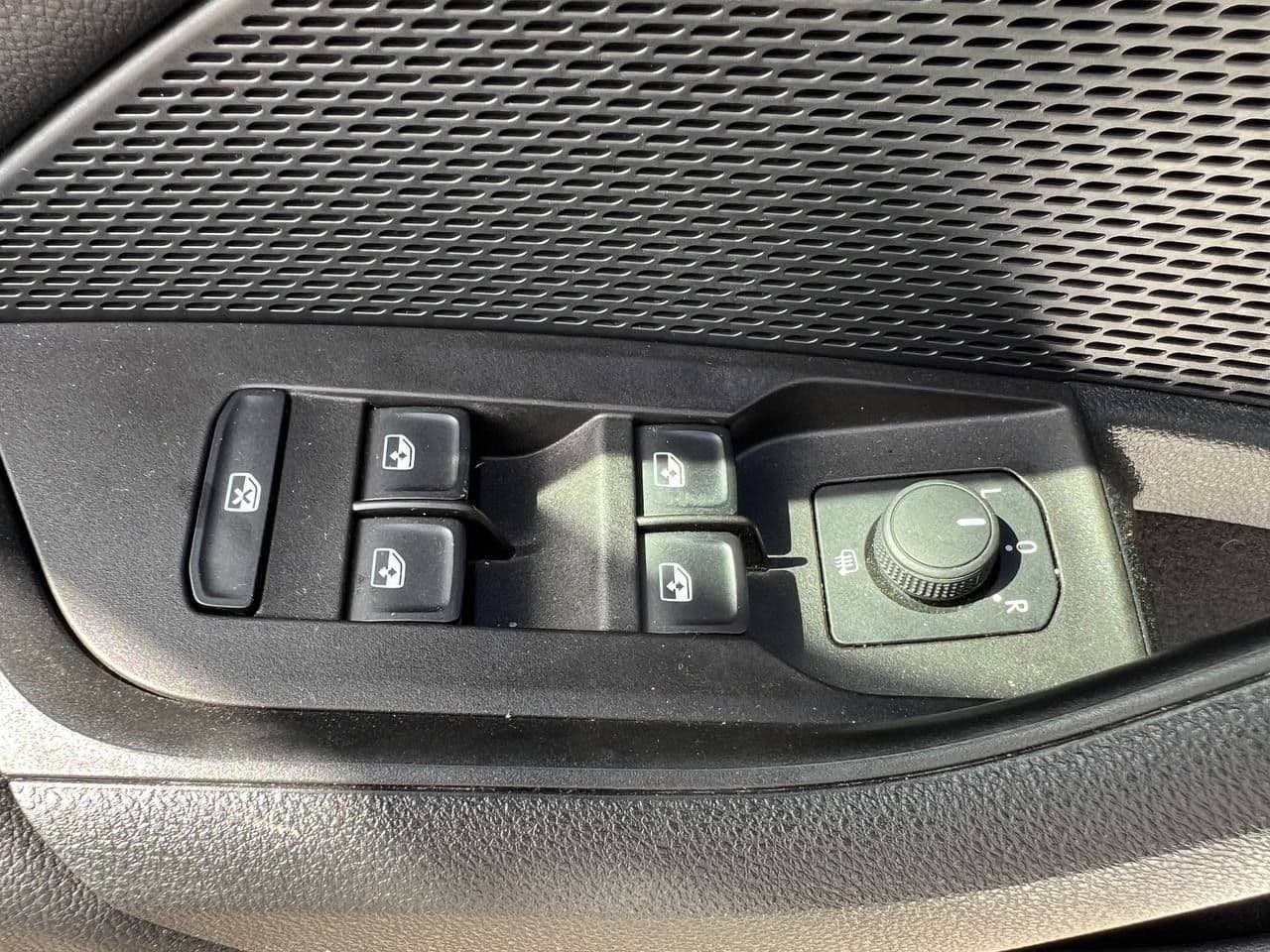 2023 Skoda Octavia — Miniatură 6