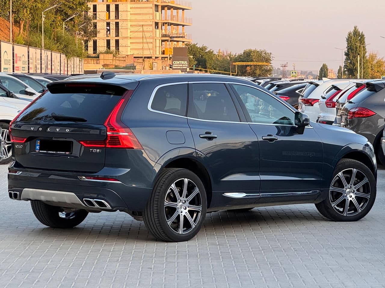 2019 Volvo XC 60 — Miniatură 3