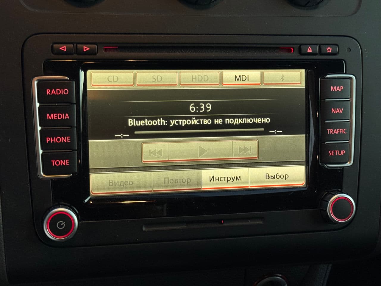 2012 Volkswagen Touran — Miniatură 10