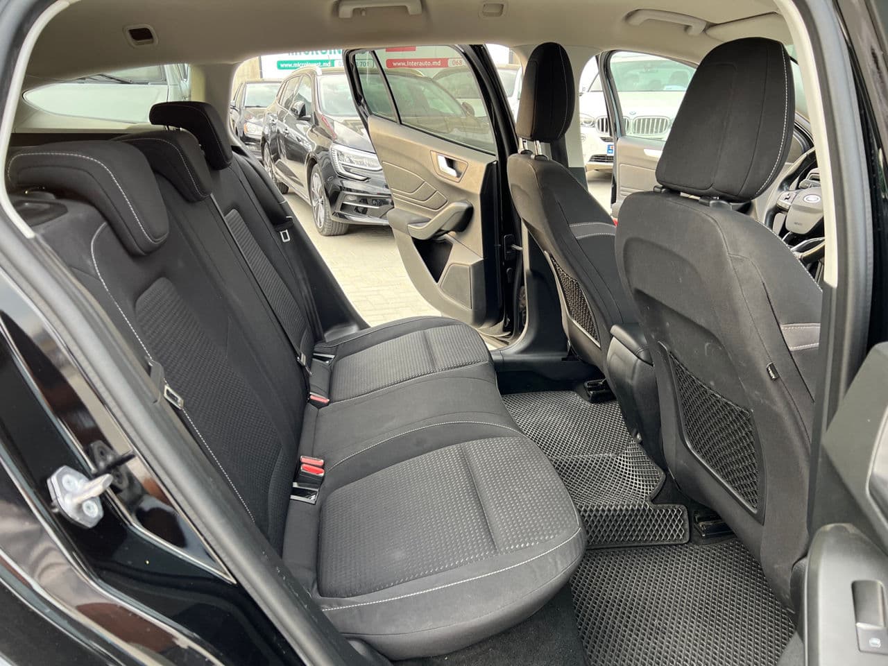 2018 Ford Focus — Miniatură 17
