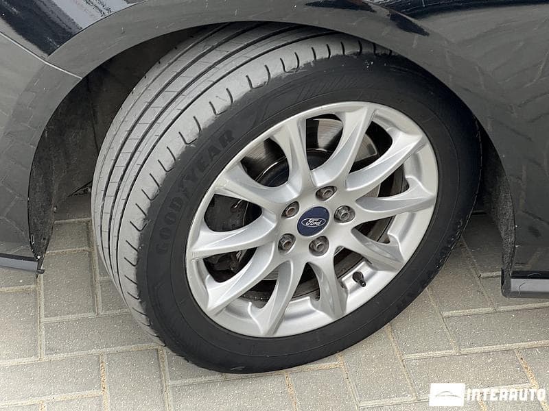 2018 Ford Focus — Miniatură 20