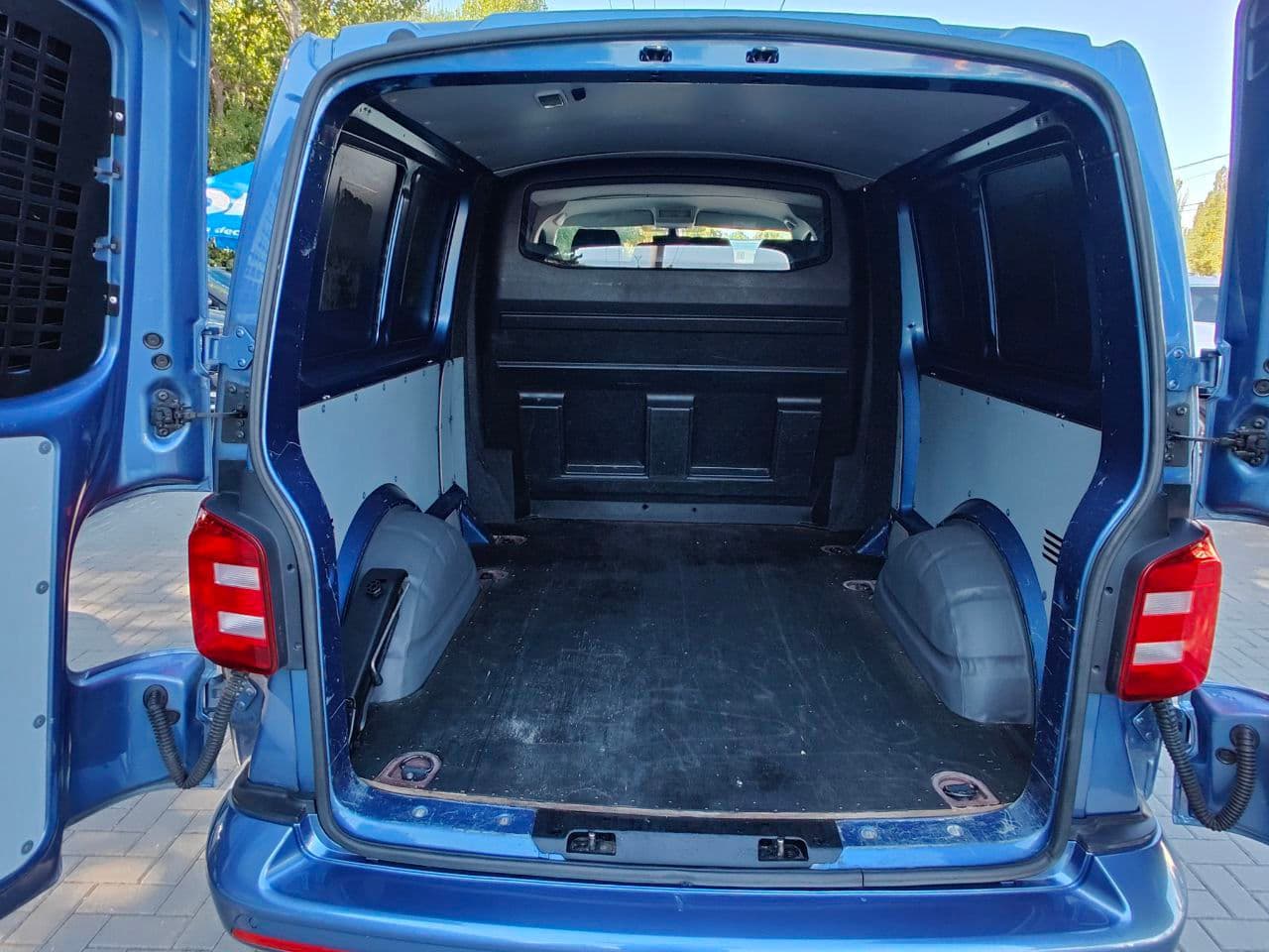 2016 Volkswagen Transporter — Miniatură 5