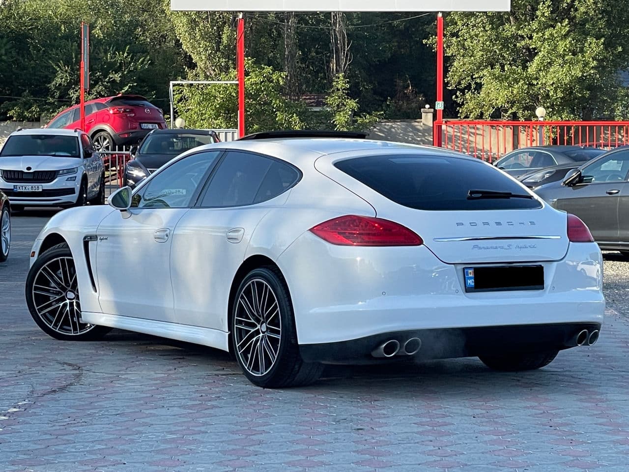 2012 Porsche Panamera S — Miniatură 2