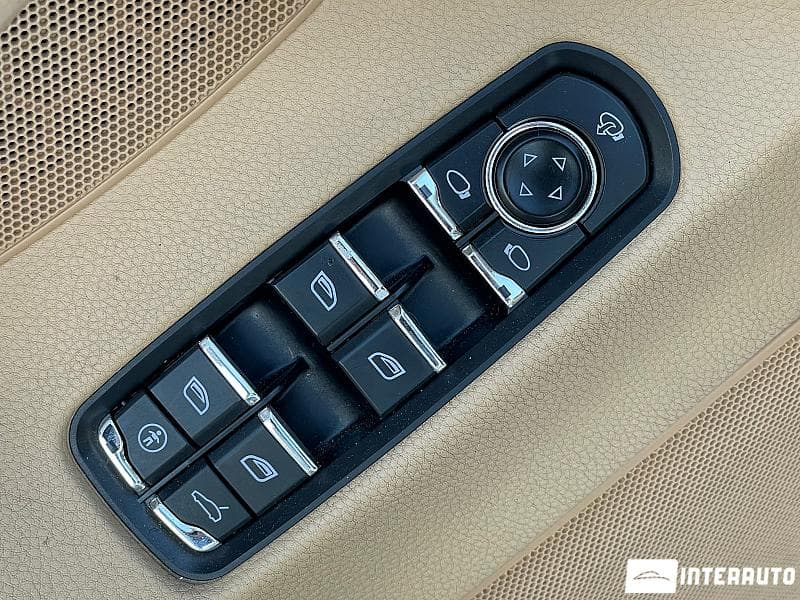 2012 Porsche Panamera S — Miniatură 6