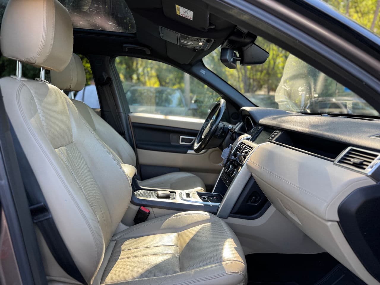 2015 Land Rover Discovery Sport — Miniatură 18