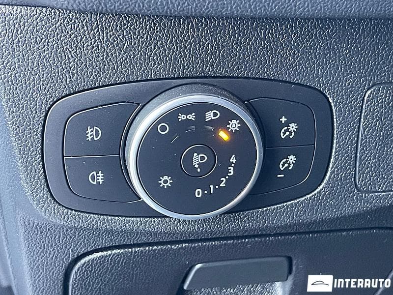 2018 Ford Focus — Miniatură 7