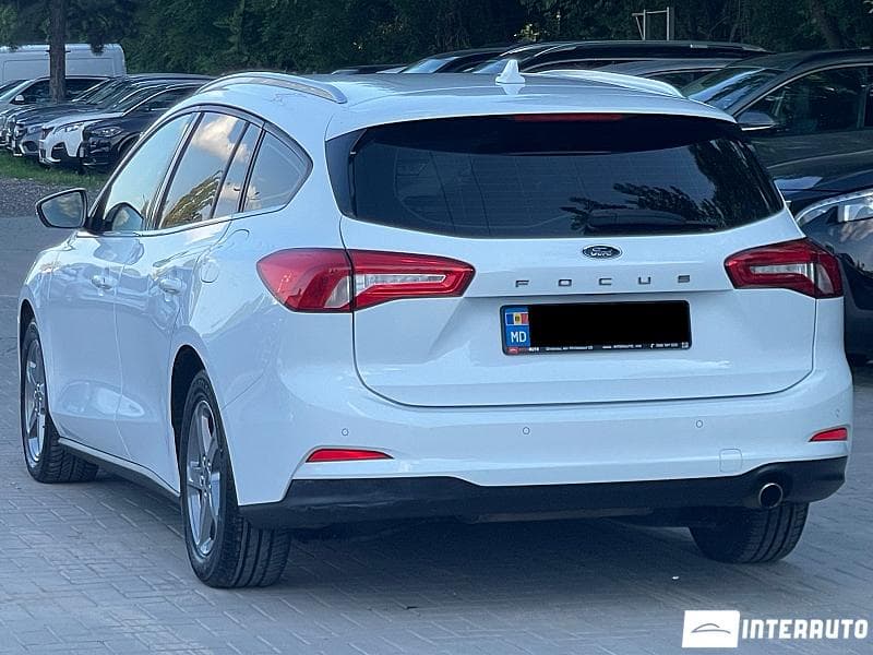 2018 Ford Focus — Miniatură 4