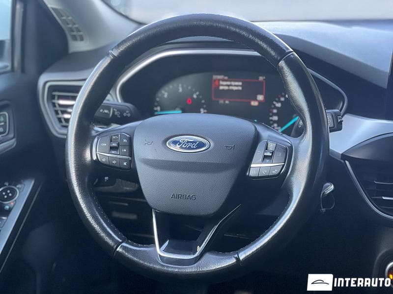 2018 Ford Focus — Miniatură 9