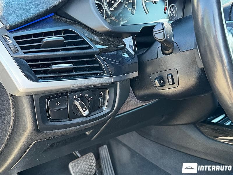 BMW X5 4.0e 2018 — Миниатюра 16