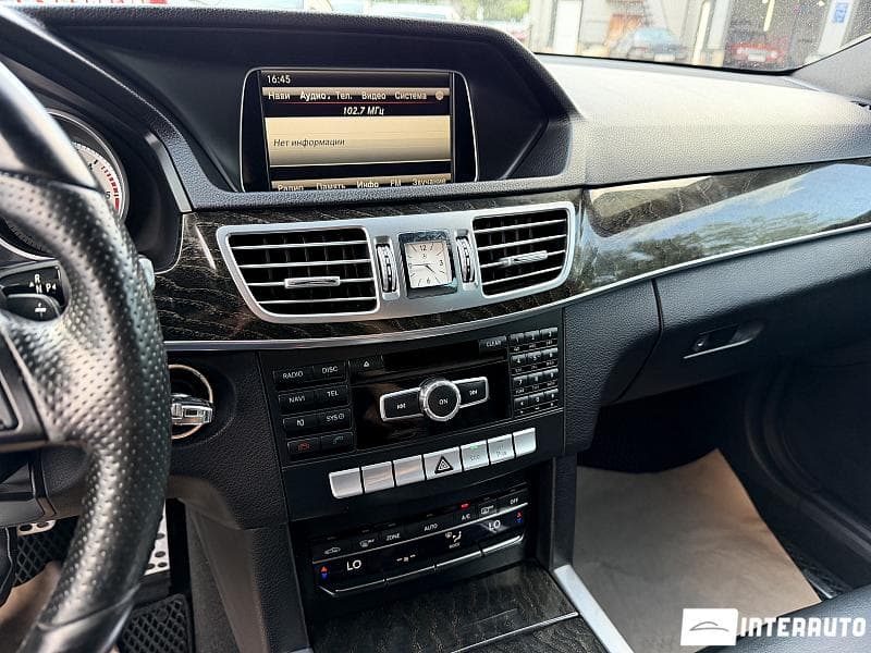 Mercedes E 250 2015 — Миниатюра 10