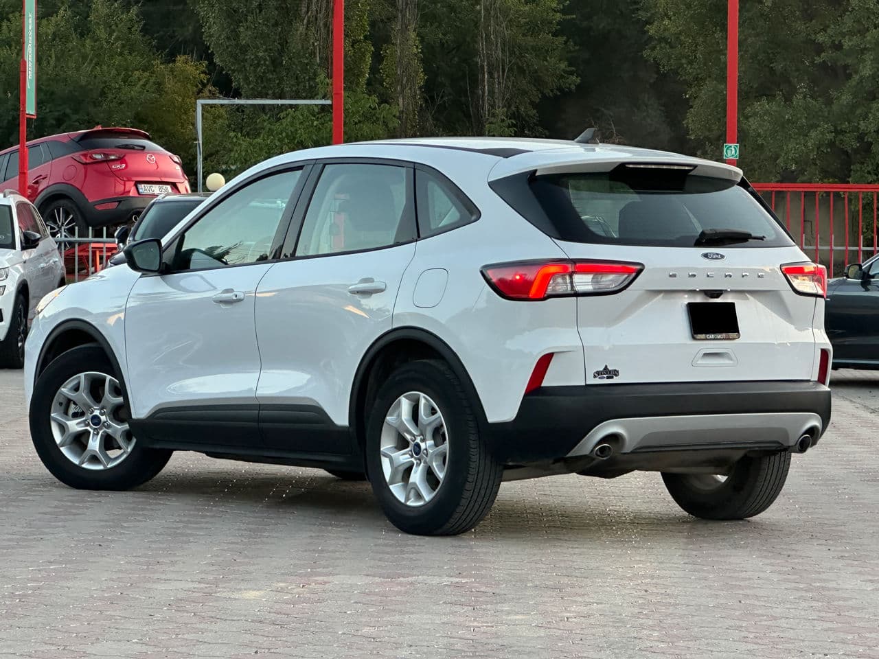 2021 Ford Escape — Miniatură 2