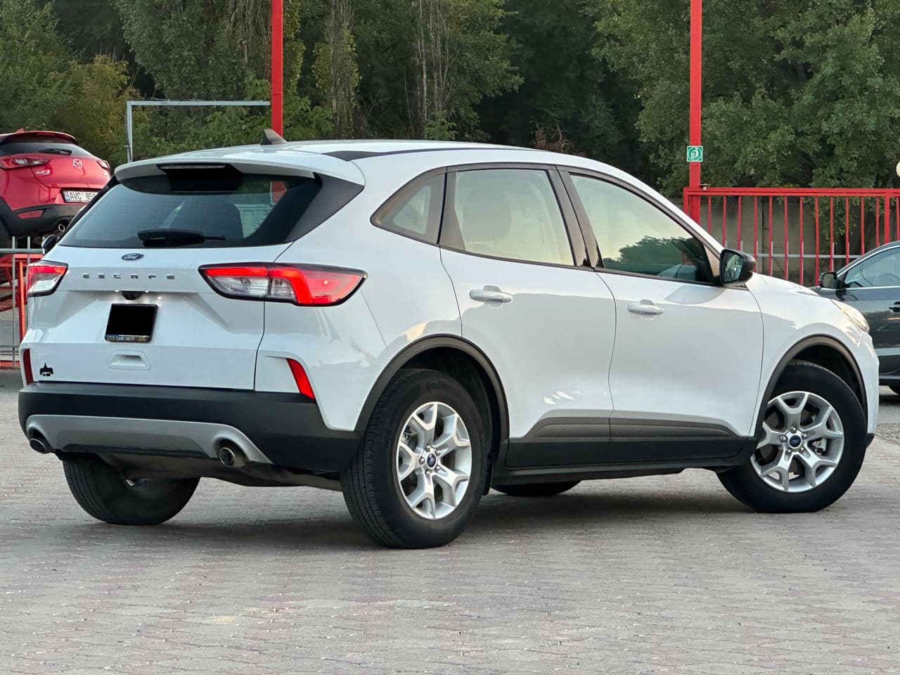 2021 Ford Escape — Miniatură 3