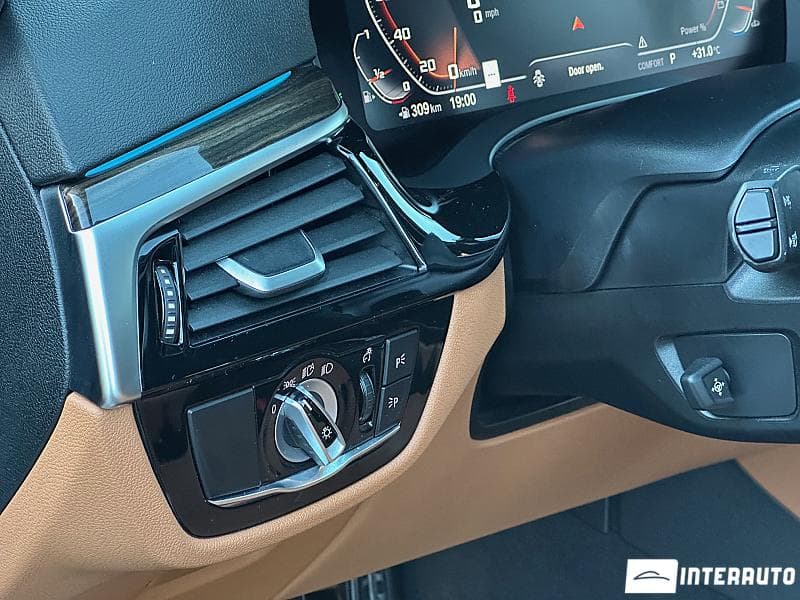 2020 BMW 540 — Miniatură 20