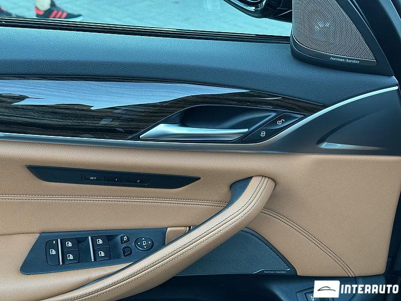2020 BMW 540 — Miniatură 21