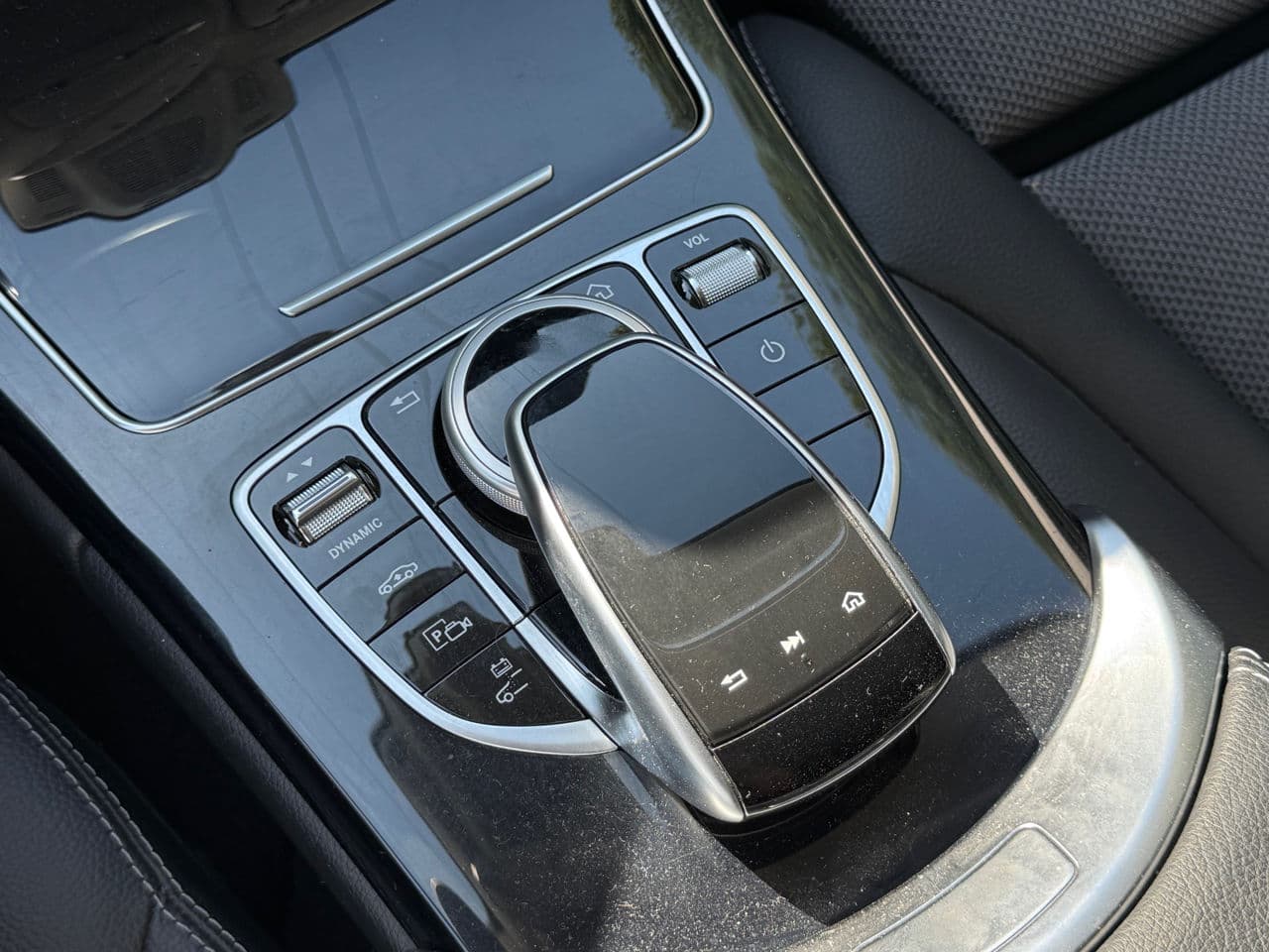 Mercedes C 300de 2019 — Миниатюра 14