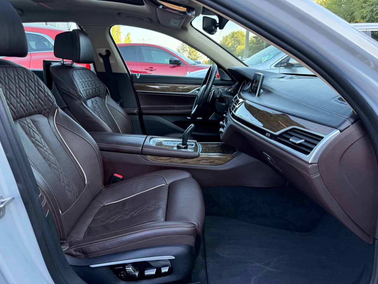 2017 BMW 740e — Miniatură 17