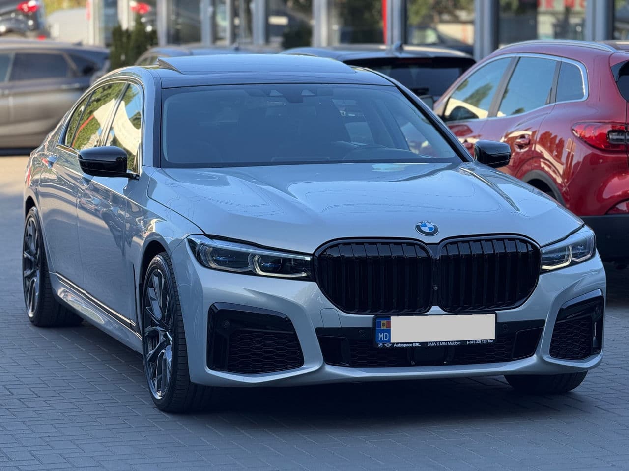 2017 BMW 740e — Miniatură 3