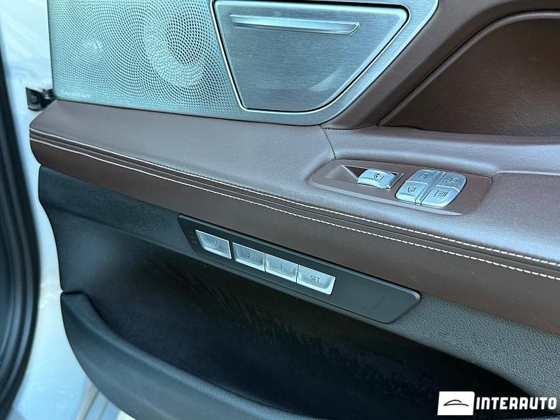 2017 BMW 740e — Miniatură 20