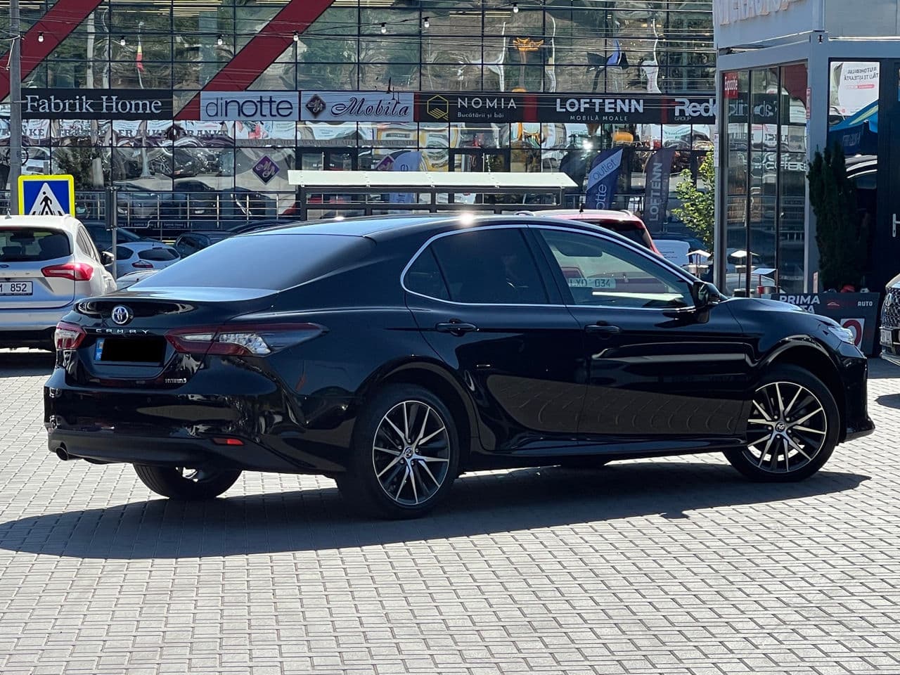 Toyota Camry 2021 — Миниатюра 3