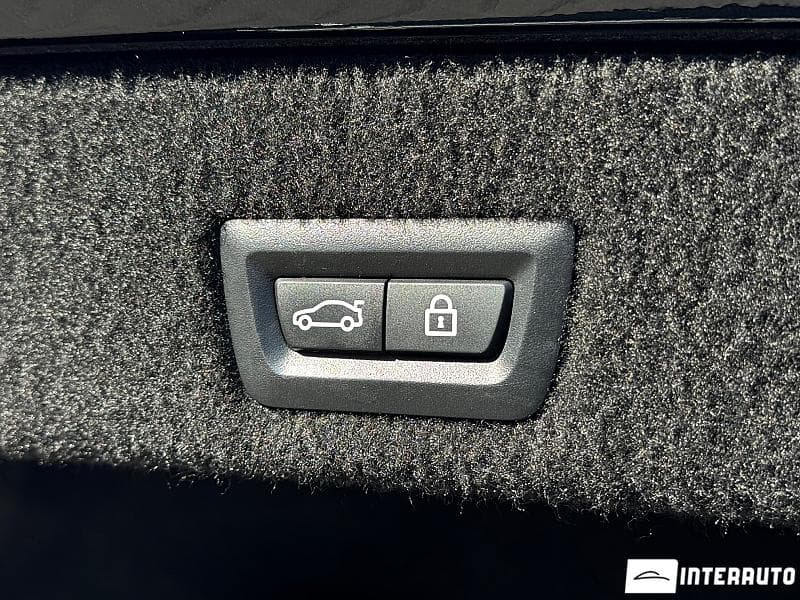 2019 BMW 740 — Miniatură 21