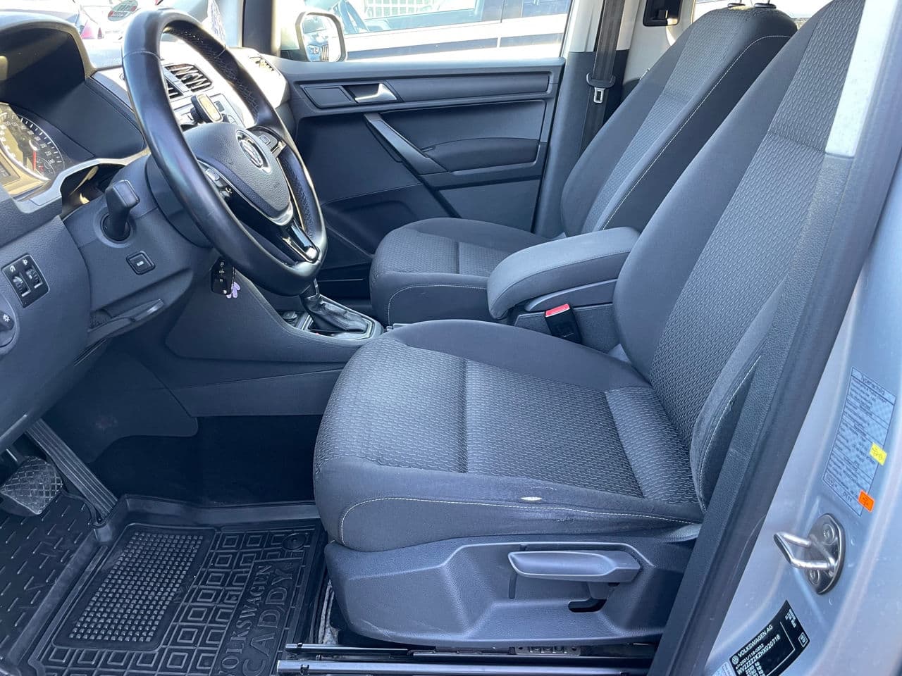 2016 Volkswagen Caddy — Miniatură 5
