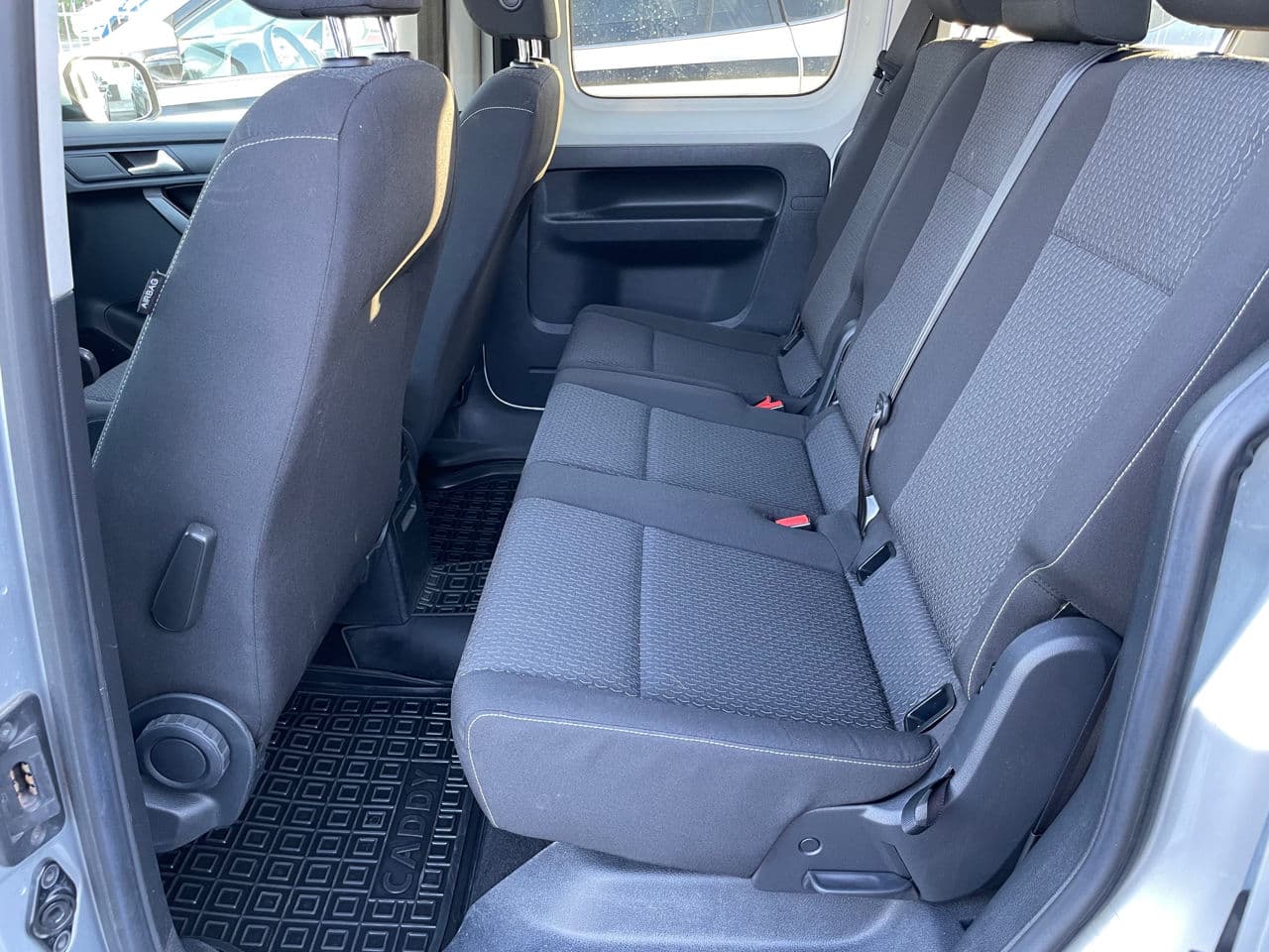 2016 Volkswagen Caddy — Miniatură 16