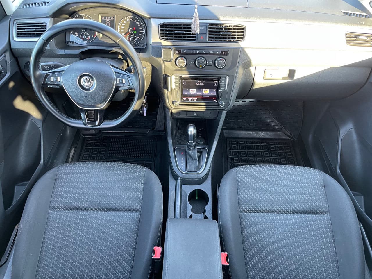 2016 Volkswagen Caddy — Miniatură 6