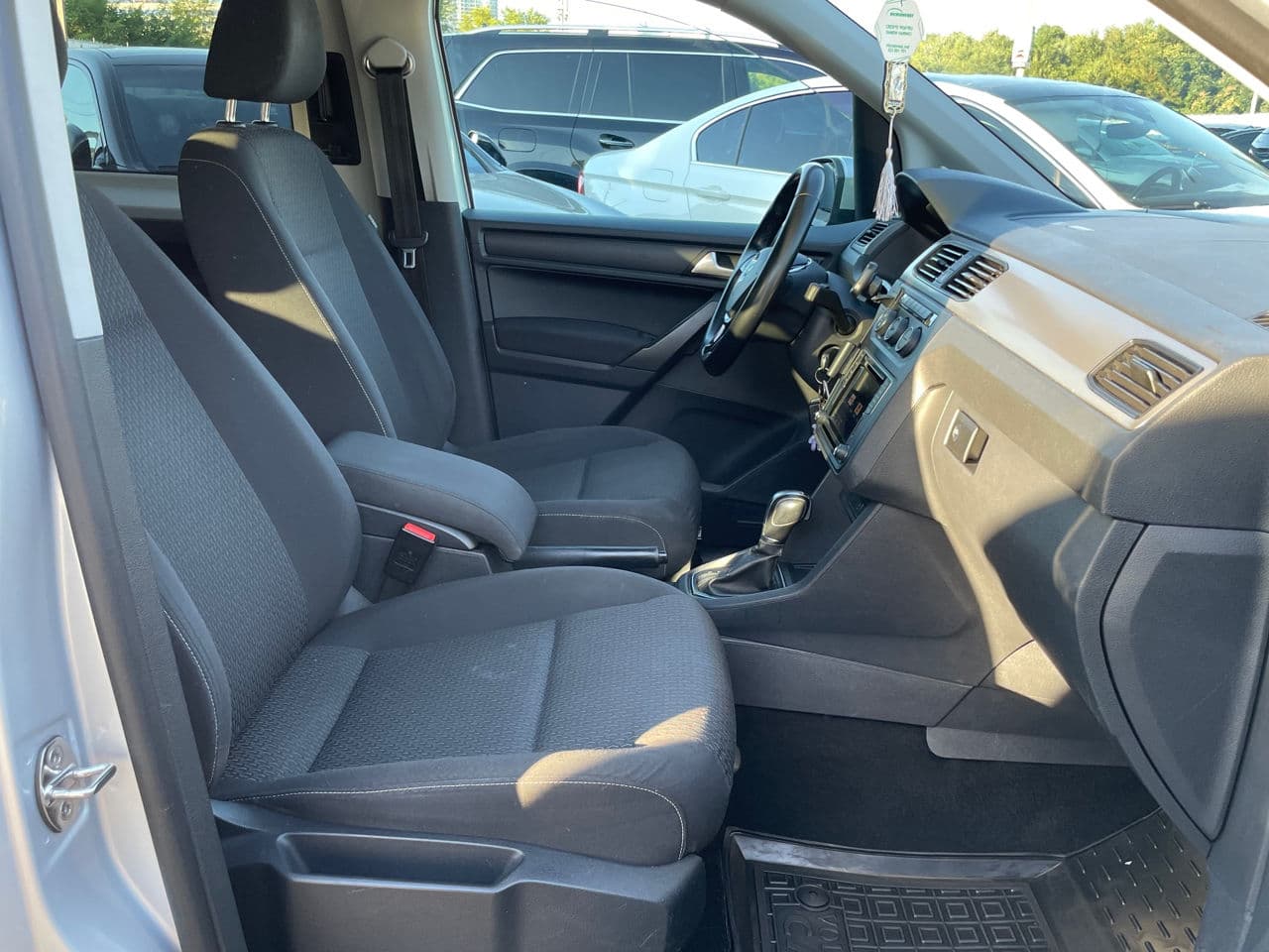 2016 Volkswagen Caddy — Miniatură 15