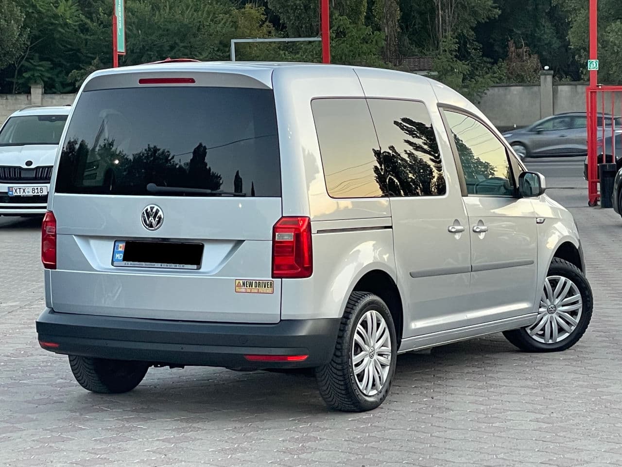 2016 Volkswagen Caddy — Miniatură 3